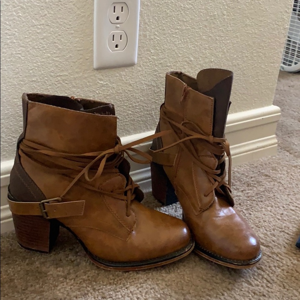Leather booties